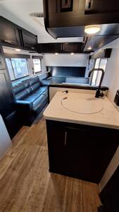 2022 Forest River CHEROKEE WOLF PUP 16HE - Photo 6 - Liberty, TX 77575