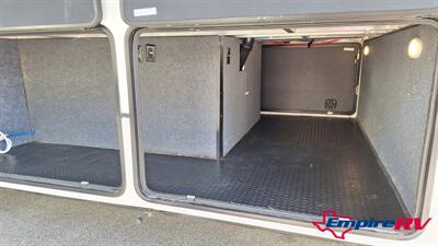 2021 Alliance RV Paradigm   - Photo 5 - Liberty, TX 77575