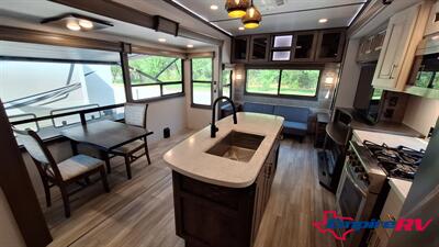 2021 Alliance RV Paradigm   - Photo 9 - Liberty, TX 77575