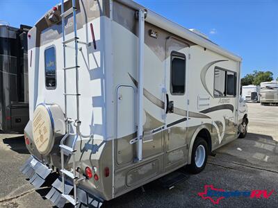 2006 Winnebago Aspect 23D   - Photo 5 - Liberty, TX 77575