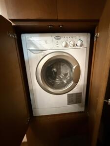 2008 Winnebago JOURNEY 39Z   - Photo 16 - Liberty, TX 77575