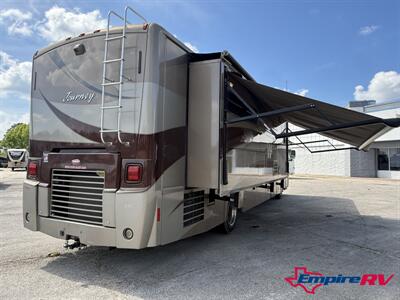 2008 Winnebago JOURNEY 39Z   - Photo 5 - Liberty, TX 77575