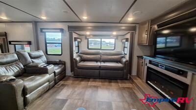 2021 Keystone Cameo 4031FL   - Photo 15 - Liberty, TX 77575