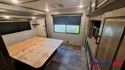 2021 Keystone Cameo 4031FL   - Photo 22 - Liberty, TX 77575