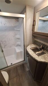 2021 Keystone Cameo 4031FL   - Photo 21 - Liberty, TX 77575