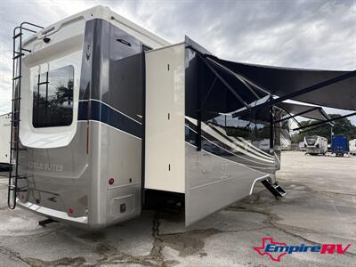 2022 DRV MOBILE SUITES 41RKSB4 - Photo 5 - Liberty, TX 77575