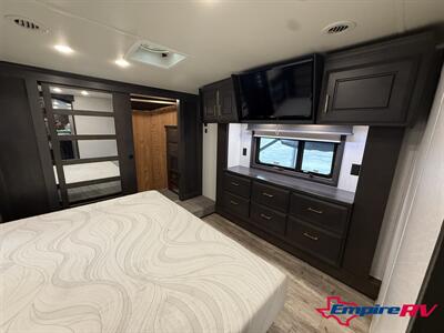 2022 DRV MOBILE SUITES 41RKSB4 - Photo 15 - Liberty, TX 77575