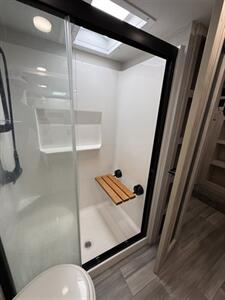 2024 Forest River SIERRA 3800RK 3800RK   - Photo 18 - Liberty, TX 77575