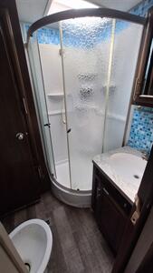 2019 Forest River Rockwood 8329SS - Photo 13 - Oxnard, CA 93030