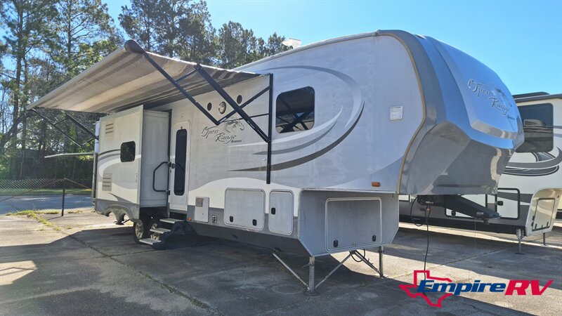 2014 open range Roamer 367BHS   - Photo 1 - Liberty, TX 77575