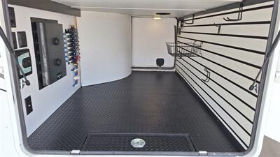 2021 Keystone Redwood 4001LK   - Photo 6 - Oxnard, CA 93030