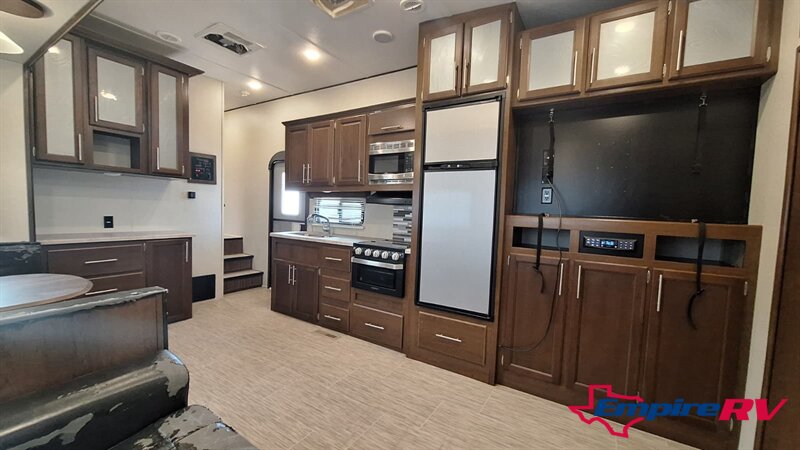2019 Forest River wildcat 31bh - Photo 12 - Liberty, TX 77575