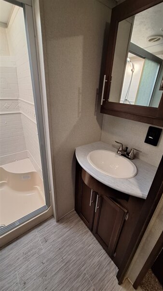 2019 Forest River wildcat 31bh - Photo 15 - Liberty, TX 77575