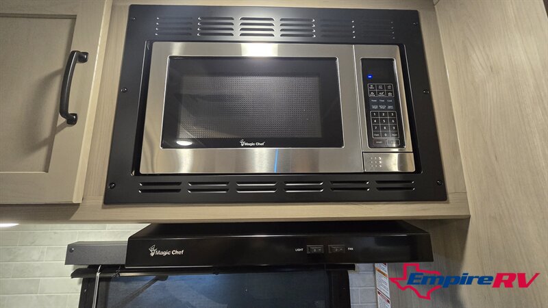 2025 Flagstaff 26FKBS - Photo 22 - Liberty, TX 77575