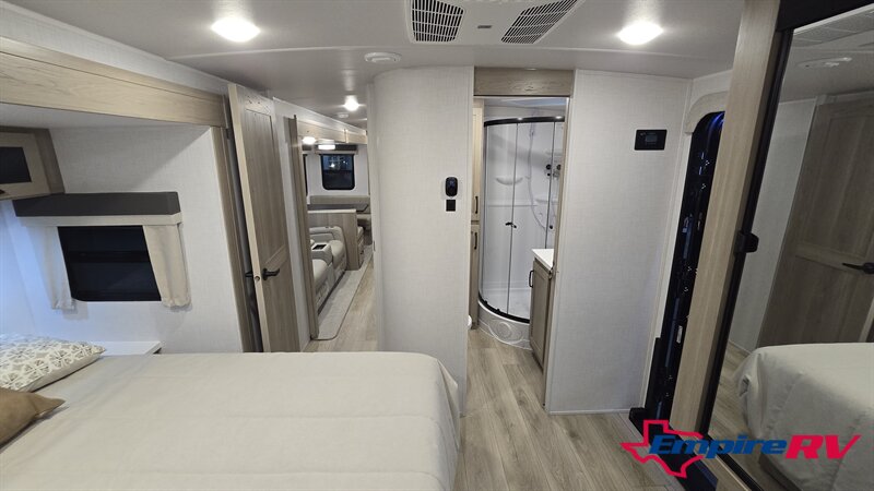 2025 Flagstaff 26FKBS - Photo 8 - Liberty, TX 77575