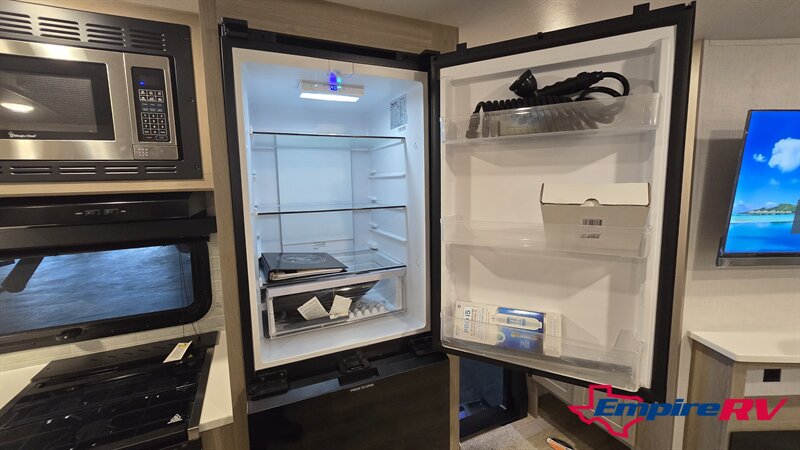 2025 Flagstaff 26FKBS - Photo 23 - Liberty, TX 77575