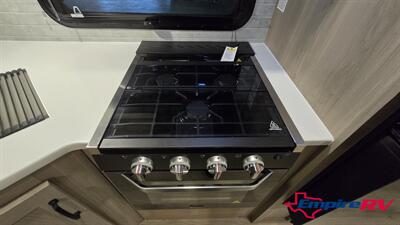 2025 Flagstaff 26FKBS   - Photo 21 - Liberty, TX 77575