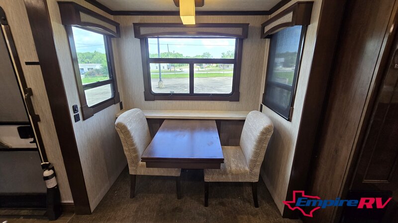 2019 Keystone 3951MB - Photo 11 - Liberty, TX 77575