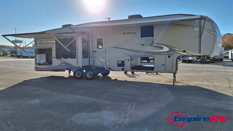 2019 Jayco EAGLE - Photo 2 - Liberty, TX 77575
