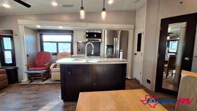 2019 Jayco EAGLE - Photo 12 - Liberty, TX 77575