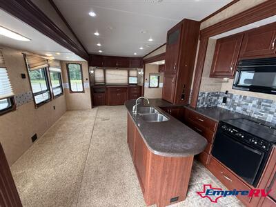 2011 Carriage Cameo 37RESLS   - Photo 9 - Liberty, TX 77575