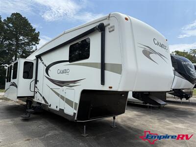 2011 Carriage Cameo 37RESLS   - Photo 12 - Liberty, TX 77575
