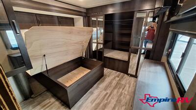 2021 Grand Design RV Reflection 315RLTS   - Photo 10 - Liberty, TX 77575