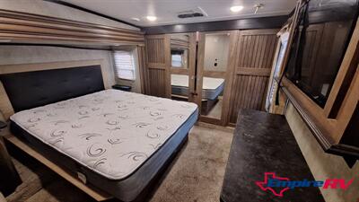 2016 Keystone MONTANA High Country 351BH   - Photo 21 - Liberty, TX 77575