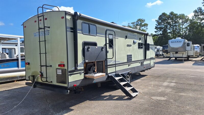 2019 Winnebago Minnie 27BHS - Photo 5 - Liberty, TX 77575