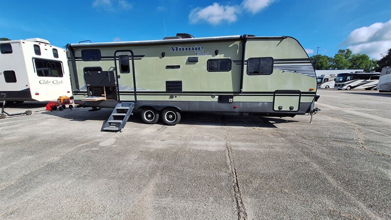 2019 Winnebago Minnie 27BHS - Photo 14 - Liberty, TX 77575