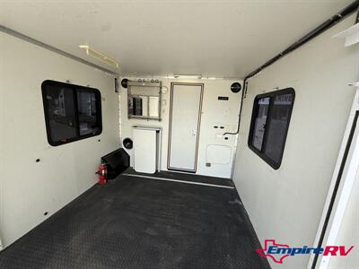 2008 Gulf Stream BOUNTY HUNTER 381   - Photo 31 - Liberty, TX 77575