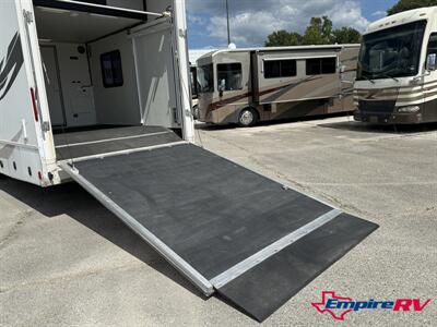 2008 Gulf Stream BOUNTY HUNTER 381   - Photo 9 - Liberty, TX 77575