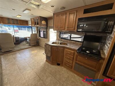 2008 Gulf Stream BOUNTY HUNTER 381   - Photo 28 - Liberty, TX 77575