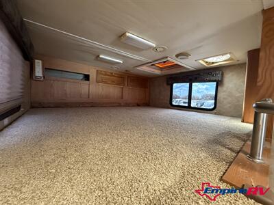 2008 Gulf Stream BOUNTY HUNTER 381   - Photo 24 - Liberty, TX 77575