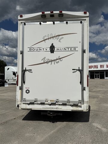2008 Gulf Stream BOUNTY HUNTER 381 - Photo 6 - Liberty, TX 77575