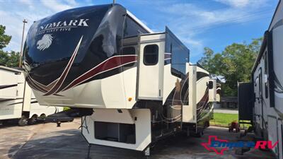 2019 HEARTLAND LANDMARK LAFYETTE 365
