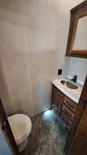 2019 HEARTLAND LANDMARK LAFYETTE 365   - Photo 18 - Liberty, TX 77575