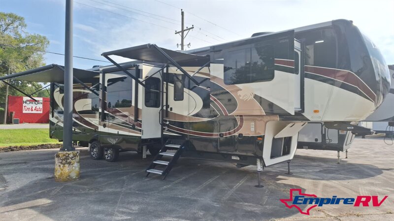 2019 HEARTLAND LANDMARK LAFYETTE 365   - Photo 3 - Liberty, TX 77575