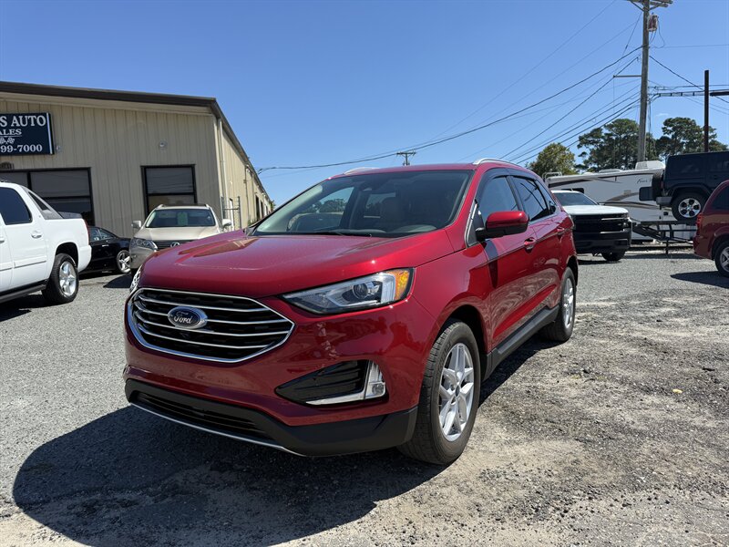 2022 Ford Edge SEL  
