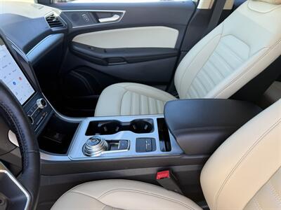 2022 Ford Edge SEL   - Photo 9 - Little River, SC 29566