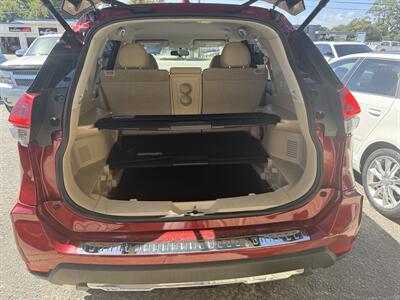 2018 Nissan Rogue SV   - Photo 10 - Little River, SC 29566