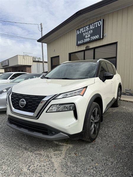 2021 Nissan Rogue SL  