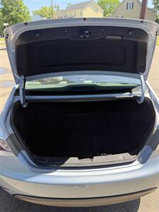 2013 Hyundai SONATA Hybrid Limited   - Photo 11 - Little River, SC 29566
