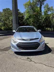 2013 Hyundai SONATA Hybrid Limited   - Photo 3 - Little River, SC 29566