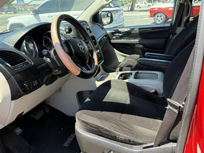 2012 Dodge Grand Caravan SXT   - Photo 8 - Little River, SC 29566