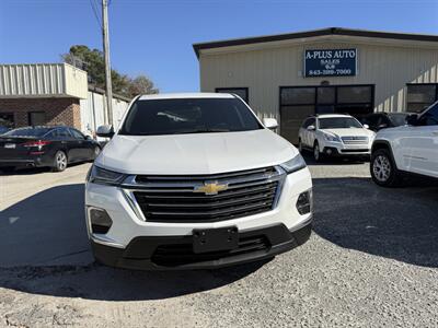 2022 Chevrolet Traverse LT Cloth   - Photo 4 - Little River, SC 29566
