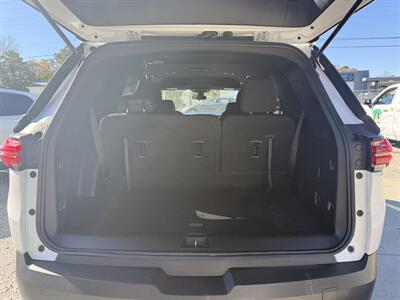 2022 Chevrolet Traverse LT Cloth   - Photo 13 - Little River, SC 29566