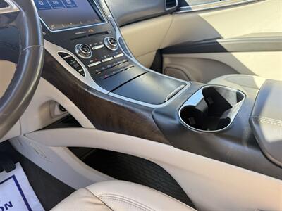 2019 Lincoln Nautilus Select   - Photo 9 - Little River, SC 29566