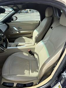 2006 BMW Z4 3.0i   - Photo 9 - Little River, SC 29566