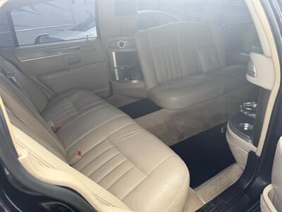 2007 Lincoln Town Car Executive   - Photo 12 - Little River, SC 29566